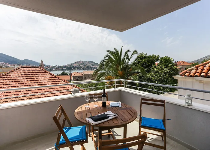 Apartments Villa Karmen